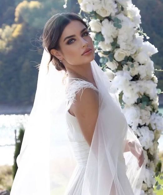  - Lia sotia sotului meu