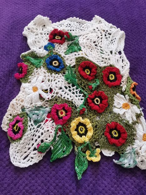  - Haine și jucării II