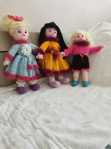  - Haine și jucării II