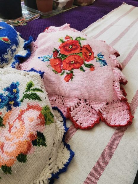  - Haine și jucării II