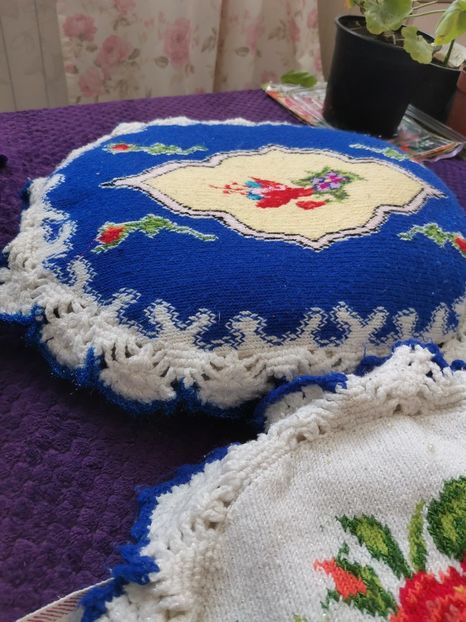  - Haine și jucării II