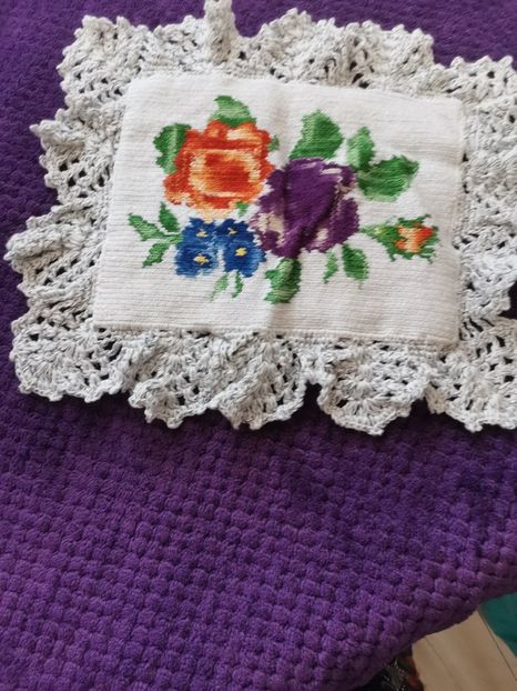  - Haine și jucării II