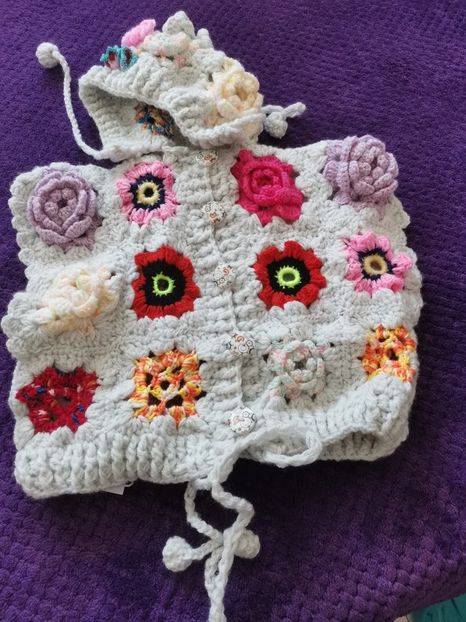  - Haine și jucării II