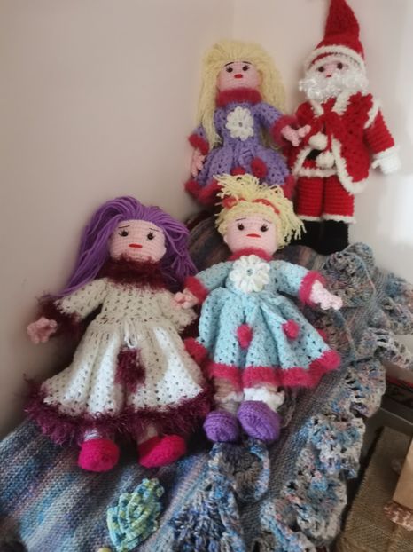  - Haine și jucării II