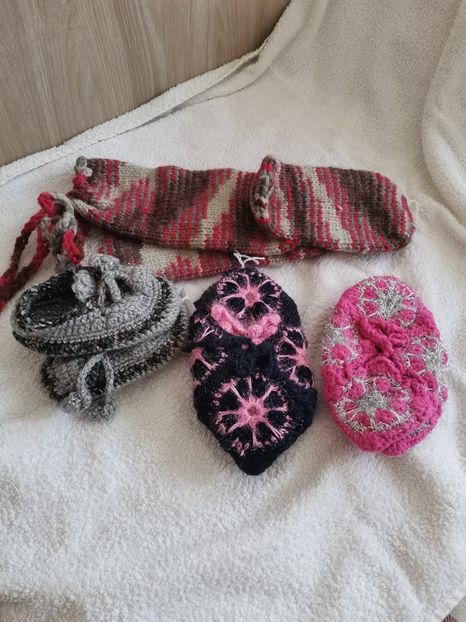  - Haine și jucării II