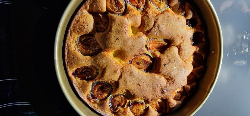 21.09.2025 - Tort cu prune și caise