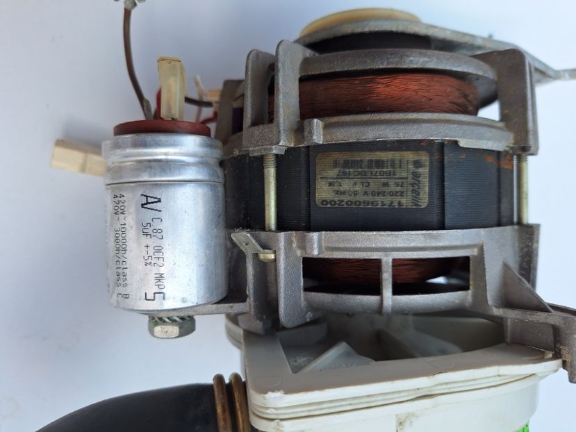  - Motor pompa mas sp vase