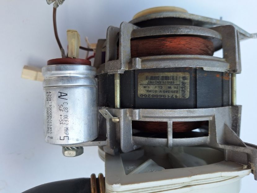  - Motor pompa mas sp vase