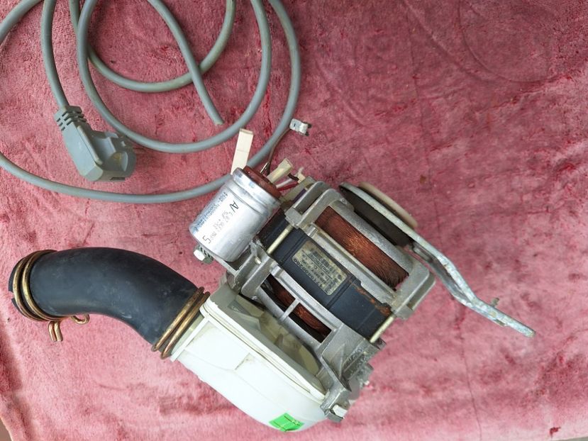  - Motor pompa mas sp vase