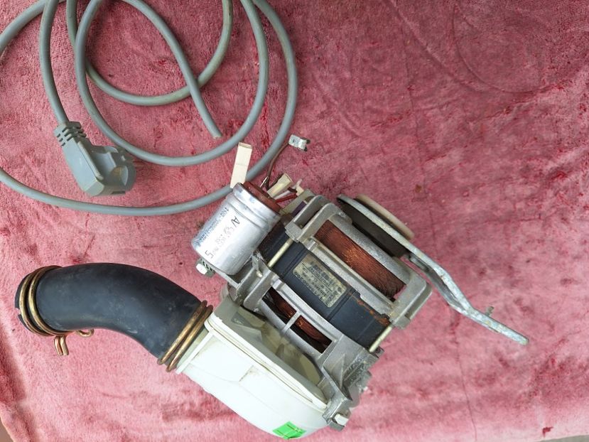  - Motor pompa mas sp vase