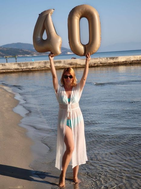 MONI  40 - 2025 MONI LA 40 DE ANI