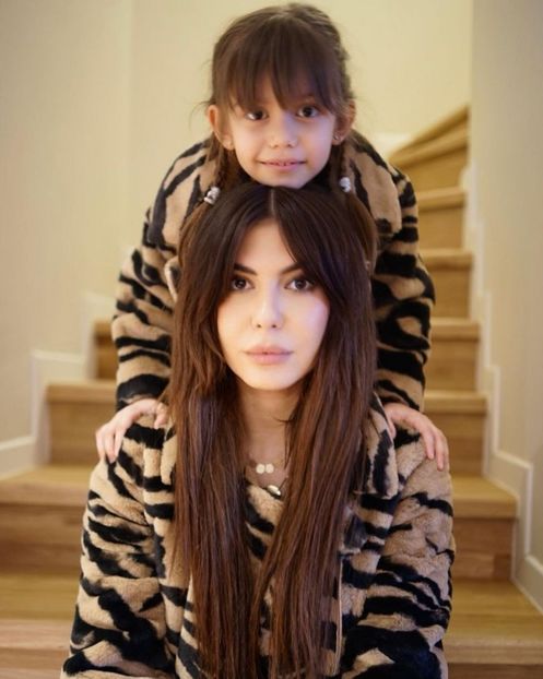 09 2023 - La La Band 01