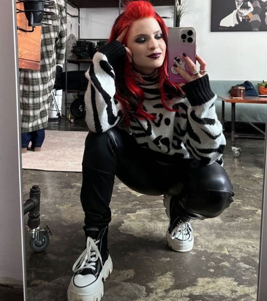 580bc400178925e6589c3552efb9f73b - La La Band 03