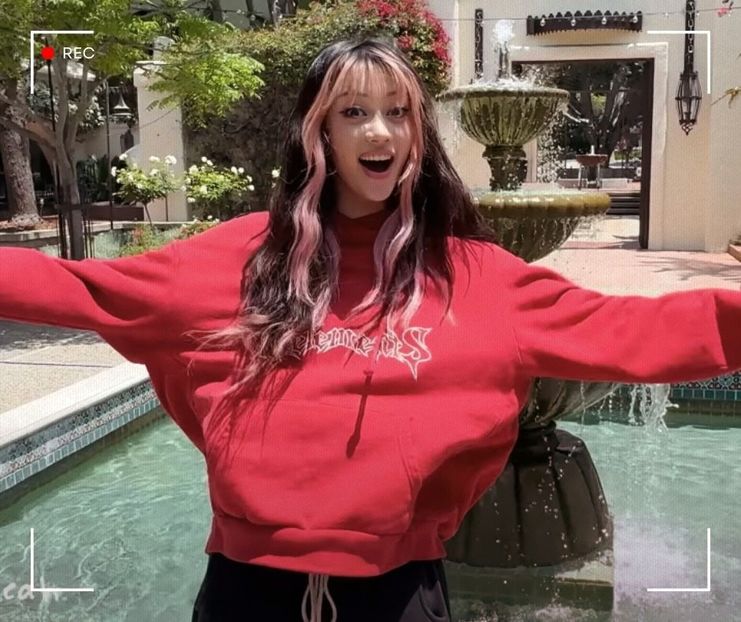 　ᯓ★ ،ᛕatseyeʾsᐟ C̣ạṃẹṛạ♥Ṛọḷḷ · 30.09˒ˊ - let the dawn rest on your lips