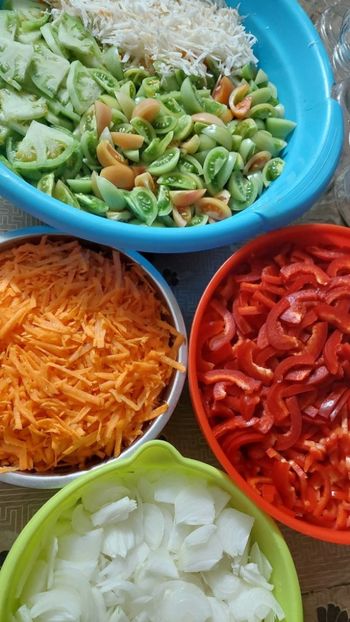  - Salata de gogonele