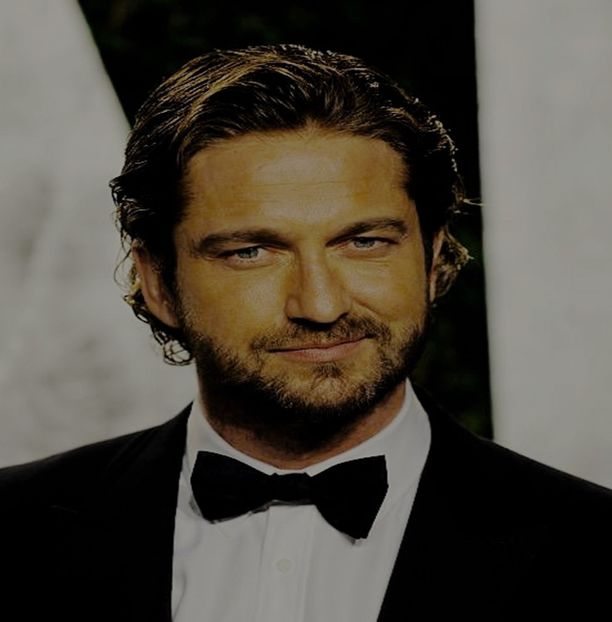 karlaesquivel (10) he got Gerald Butler♥ - a little youth of melanchony