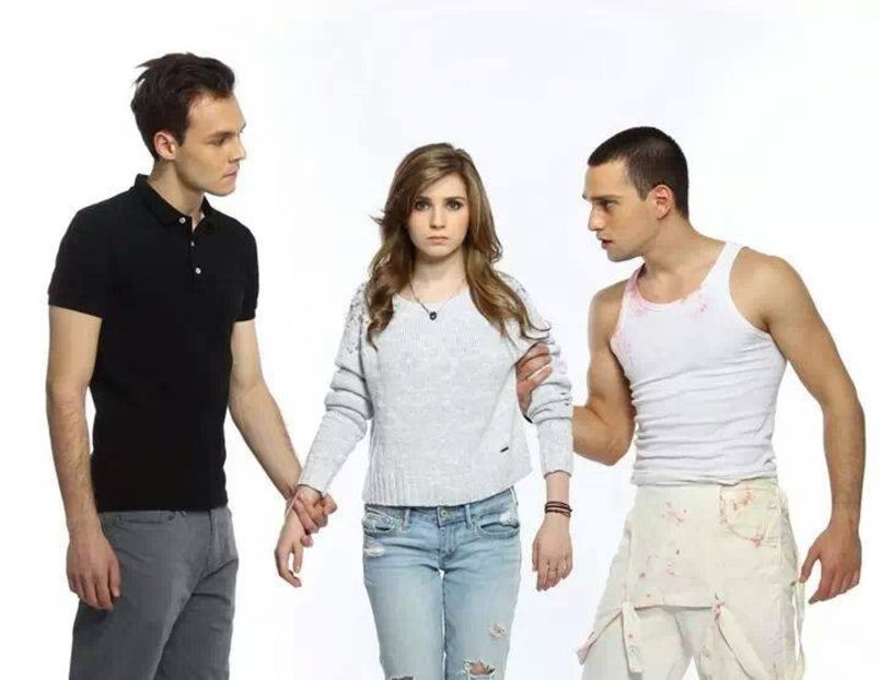  - O noua viata personaje