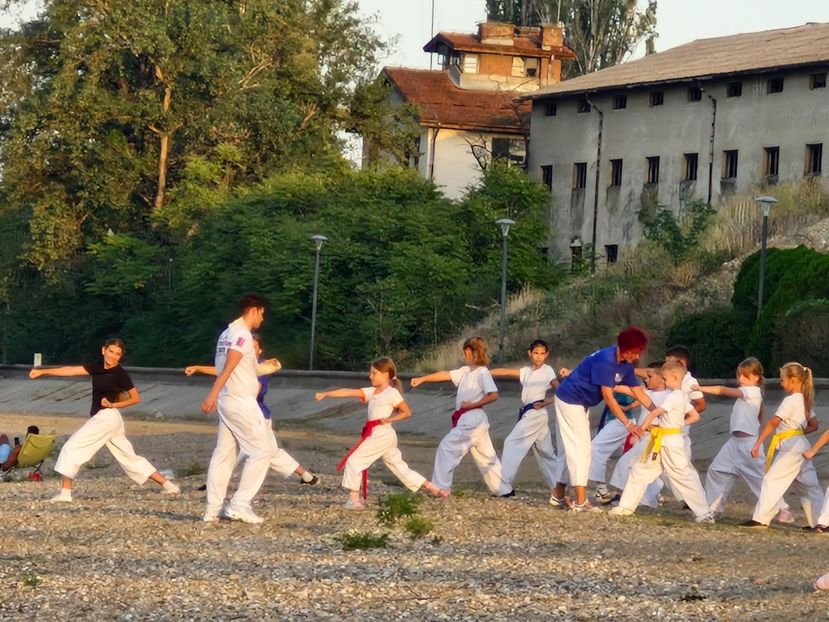  - La sârbi în august 2025