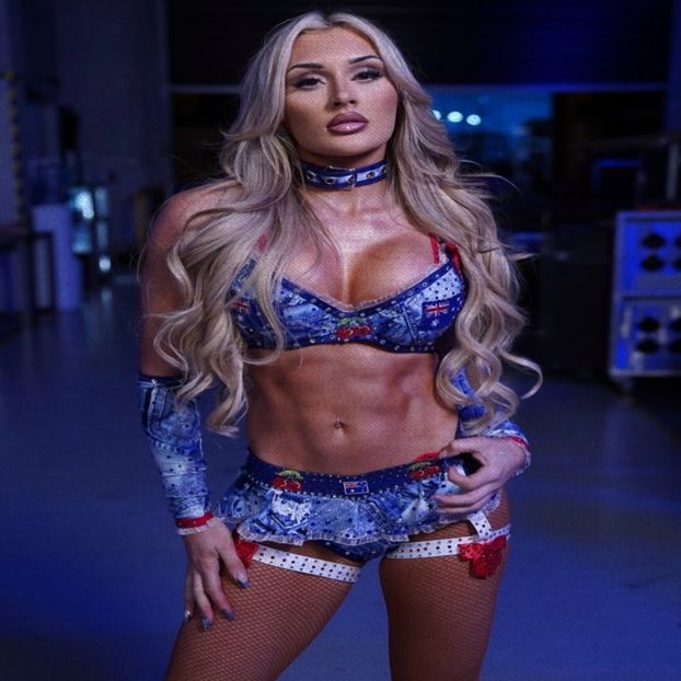 -`ღ´- тιffαиу ѕтяαттσи, ρяσfєѕѕισиαℓ ωяєѕтℓєя -`ღ´- - HERstory of the world