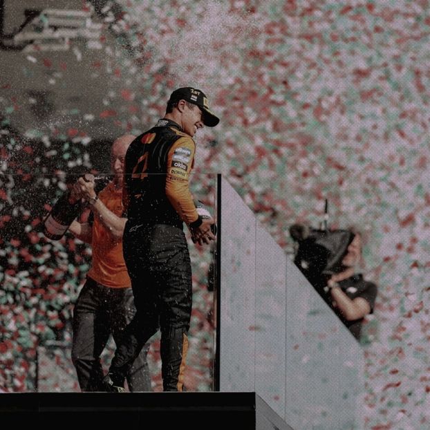 ︠ℒ̣ạṇḍọNorrıs⁴ ˊⲘcLaren♥ˋ 30ᵗʰOct. - Drifting between two heartbeats