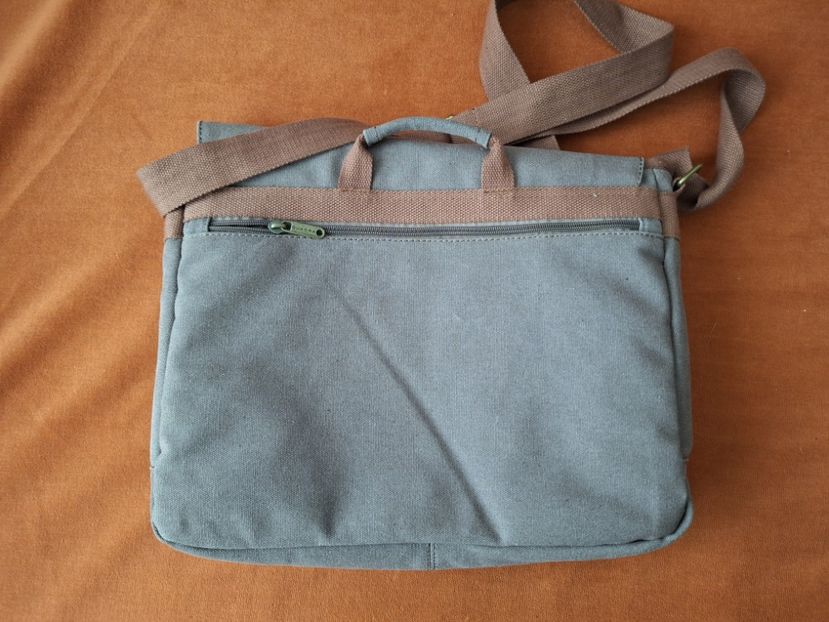  - Geanta laptop 1