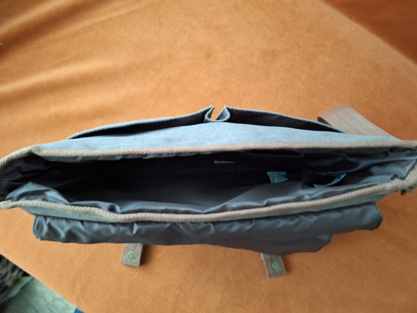  - Geanta laptop 1