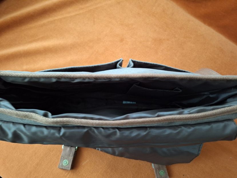  - Geanta laptop 1