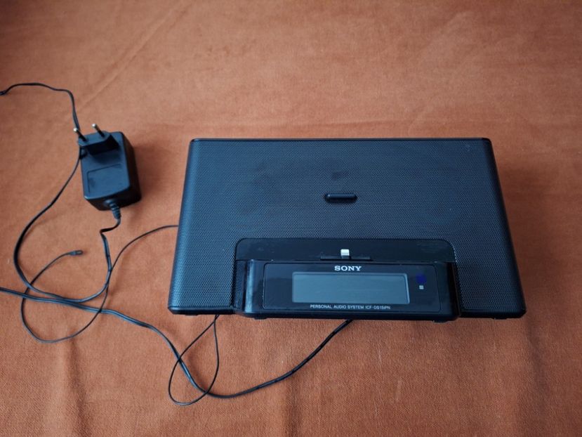  - Sony ICF DS15iPN