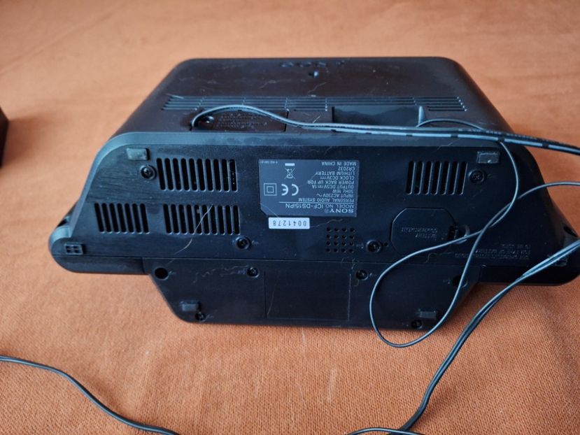  - Sony ICF DS15iPN