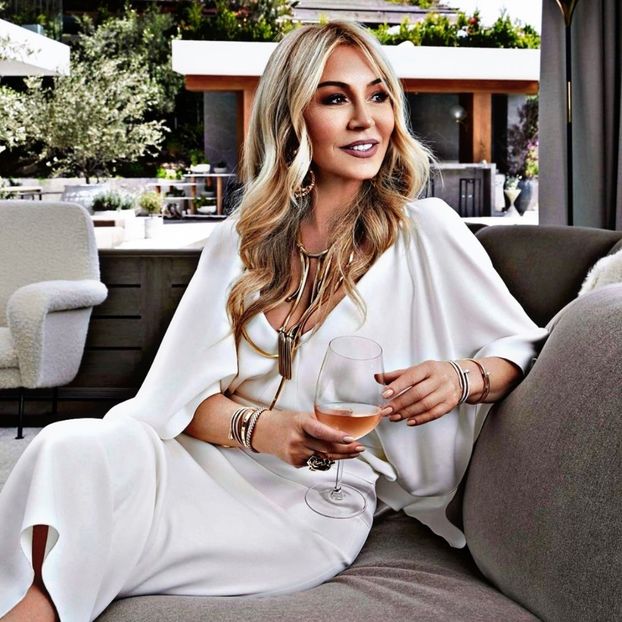 Is ᵃⁿᵃˢᵗᵃˢⁱᵃ ʂσαɾҽ our next RHOBH superstar? - Belivedere Soda 3 Lemons Carcass Out I eliminari