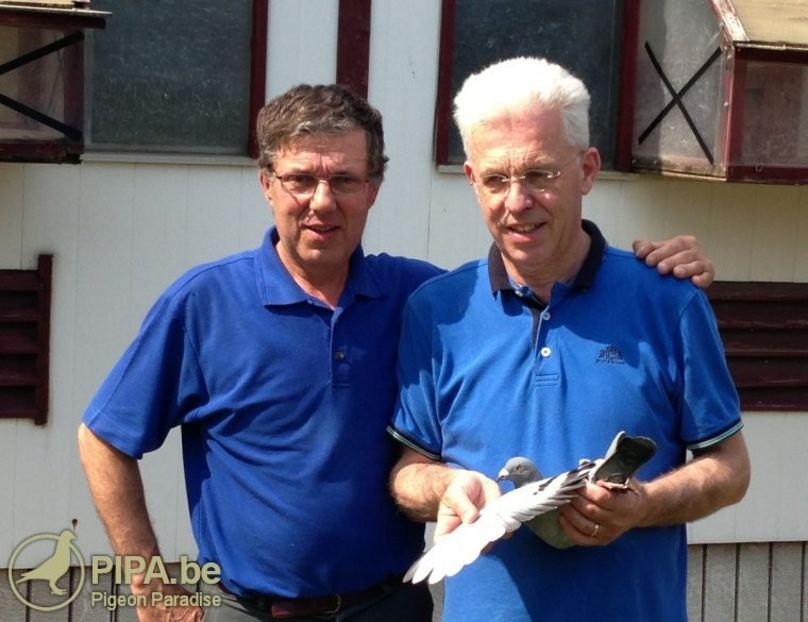 wiels_luc_en_carlo_1e_internat._barcelona_rang1 - LEO LAUREAAT - nepot NEW LAUREAAT nepot SUMERIAN FIGHTER