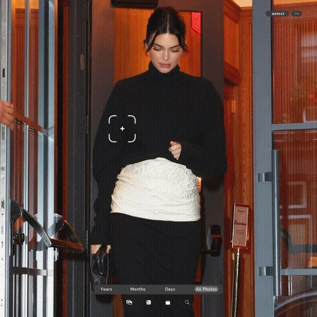 ،07.11 Ꜥℐẹṇṇẹṛ on ¹⁴⳽ep in New York City, NY; leaving Fouquet’s Hotel. - a universe of exploding stars