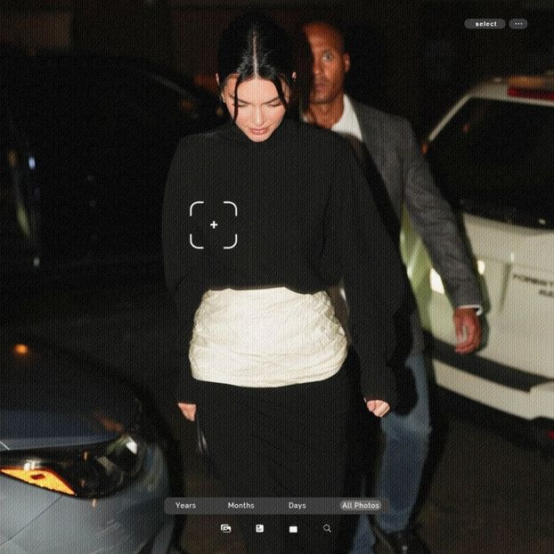 ،10.11 Ꜥℐẹṇṇẹṛ on ¹⁴⳽ep in New York City, NY; arriving at Raf’s Restaurant. - a universe of exploding stars