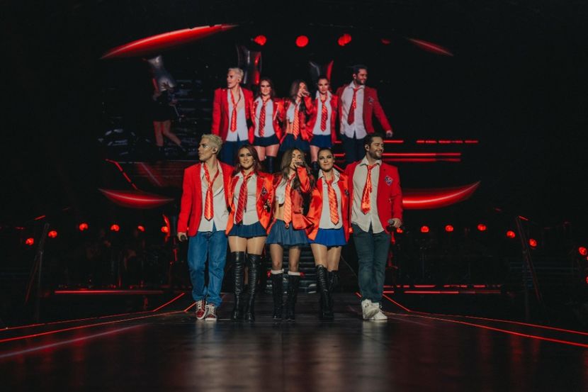 F-wPJXtWAAAFRUZ - Rebelde 1