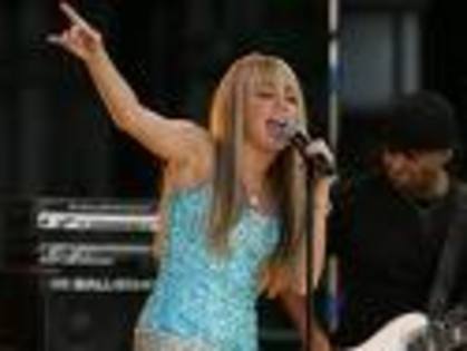 imagesCA6QW8S2 - mIlEy cYrUs