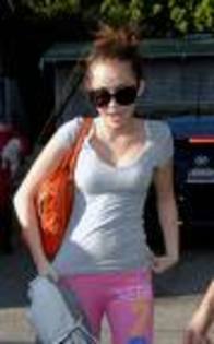 imagesCAAEN0JS - mIlEy cYrUs