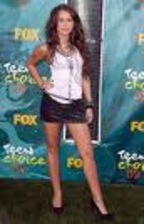 imagesCAGRR4TK - mIlEy cYrUs