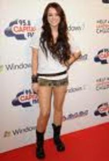 imagesCAJV856I - mIlEy cYrUs