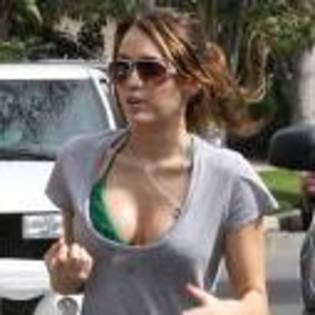 imagesCAK1N4L5 - mIlEy cYrUs