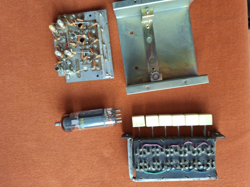  - componente radio lampi