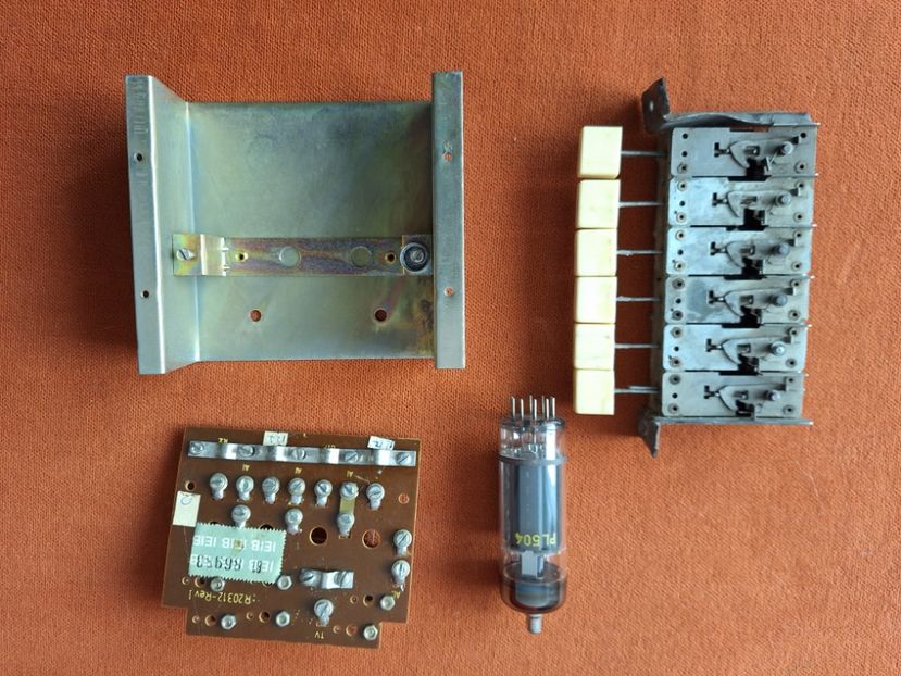  - componente radio lampi