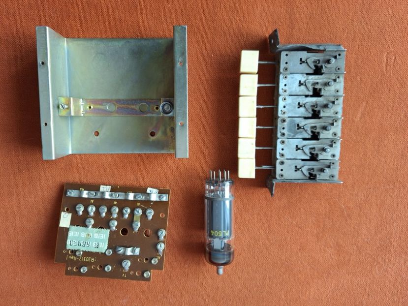  - componente radio lampi