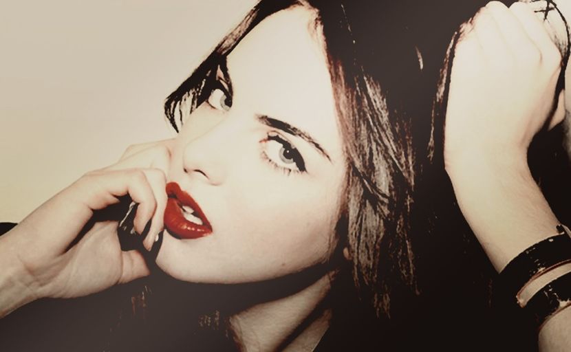 ᴵᴹᵞᔆᵀᴵᑦᶠᴬᴸᴸᔆˑƬհҽɑ Ƈɑɾɾíղցեօղ’s˒ توقيعˢᶜᵉⁿᵗThe Revenge of Lady Blanche by Penhaligon’s. - A Dagger in a Silk Heart