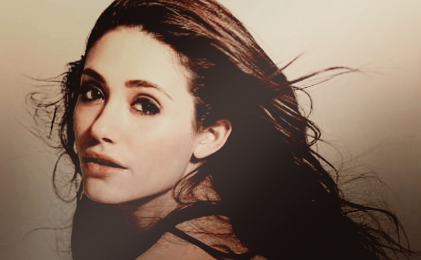 ⁱʸᵐˢᵗⁱᶜᶠˡˡˑƑƖօɾҽղϲҽ Ɱɑɾѵíղ’s˒ داخلʰᵉʳ ᵇᵃᵍCeline Medium Soft 16 Bag. - A Dagger in a Silk Heart