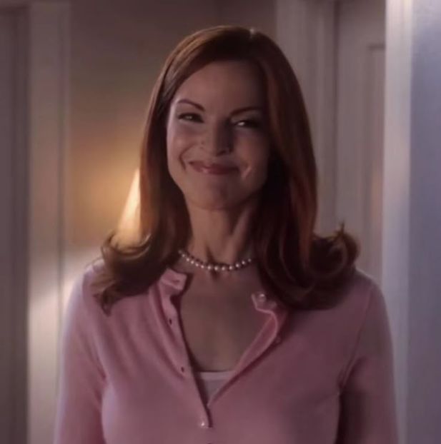 ea5edb8a197efe10372d8489b91a6104 - Belivedere Soda 3 Lemons Carcass Out I nominate best character