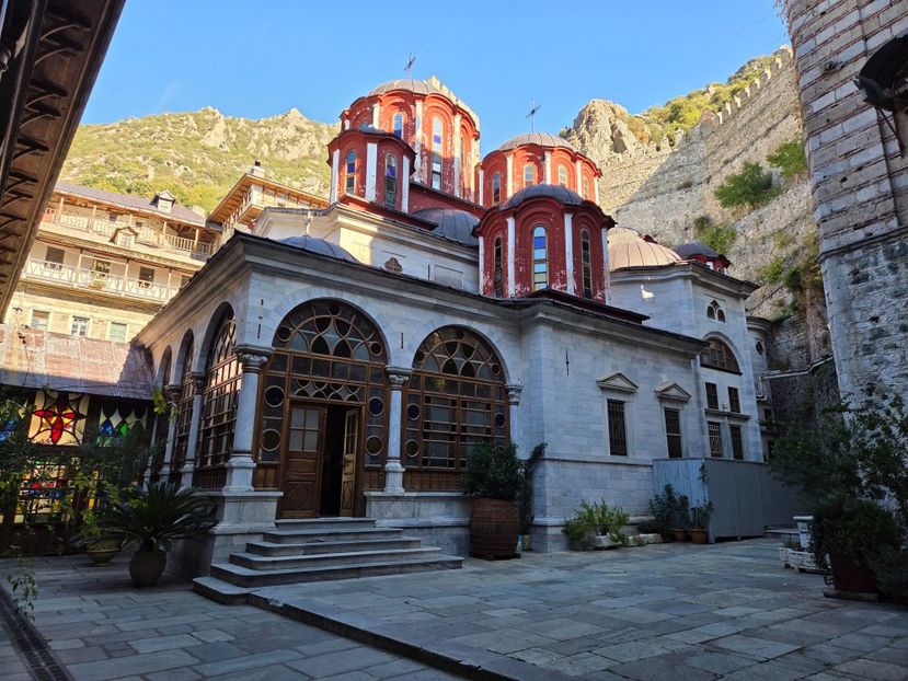  - Pelerinaj la Muntele Athos