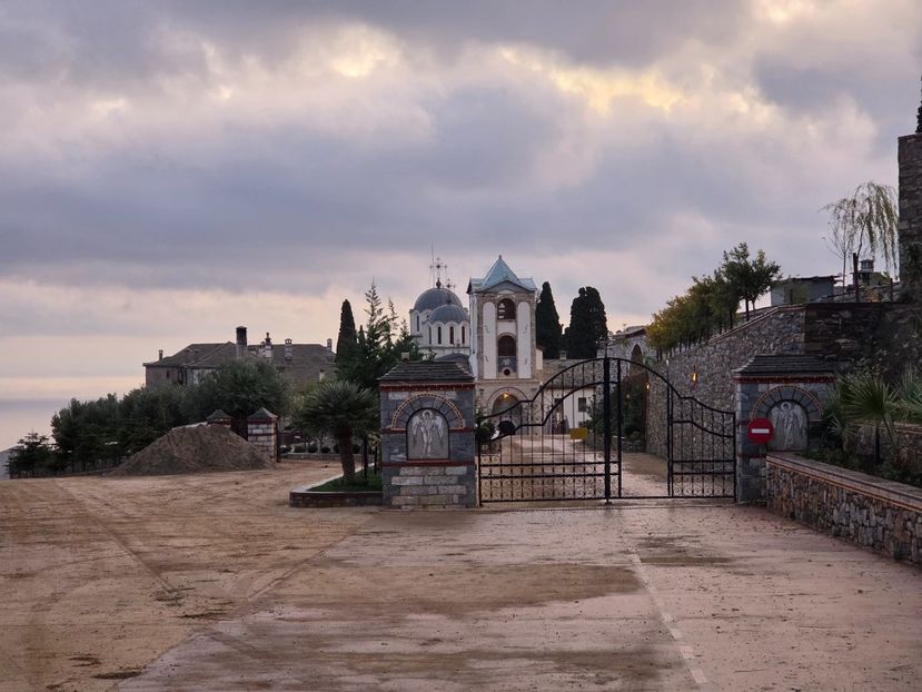  - Pelerinaj la Muntele Athos