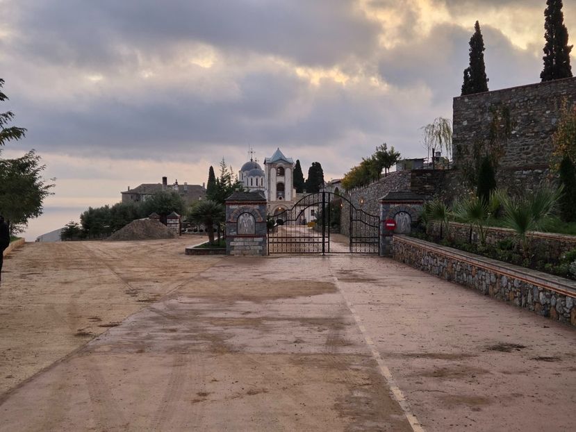  - Pelerinaj la Muntele Athos