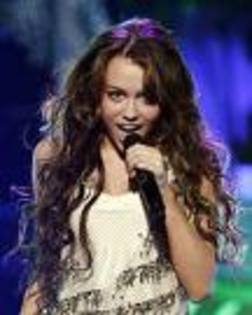 imagesCAR06VIS - mIlEy cYrUs
