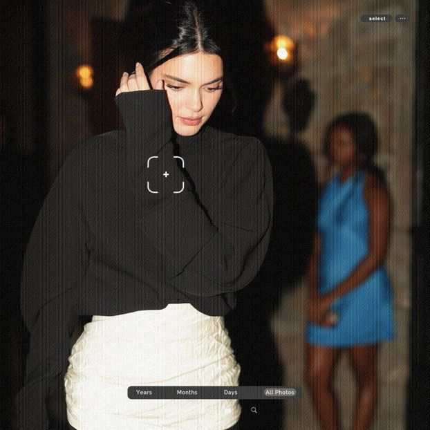 ،24.11 Ꜥℐẹṇṇẹṛ on ¹⁴⳽ep in East Village, NY; leaving at Monsieur Restaurant. - a universe of exploding stars